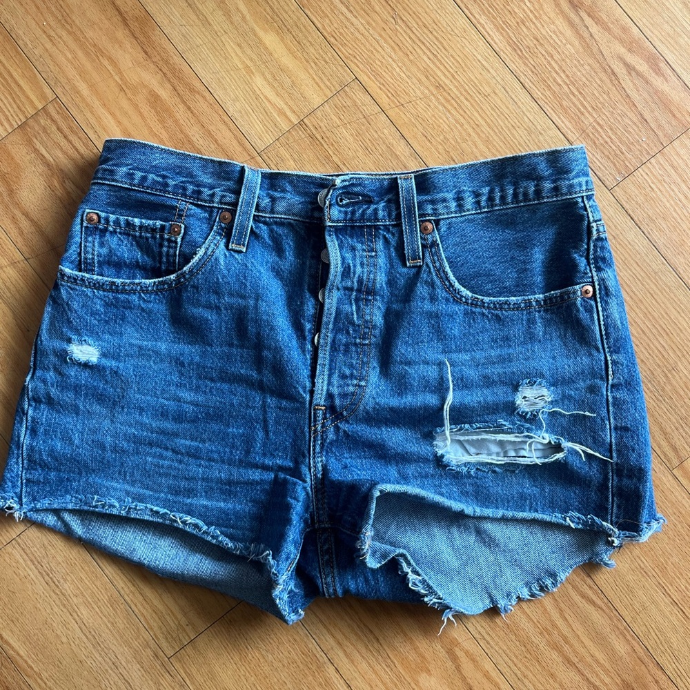 Levi’s 501 high waisted jean shorts